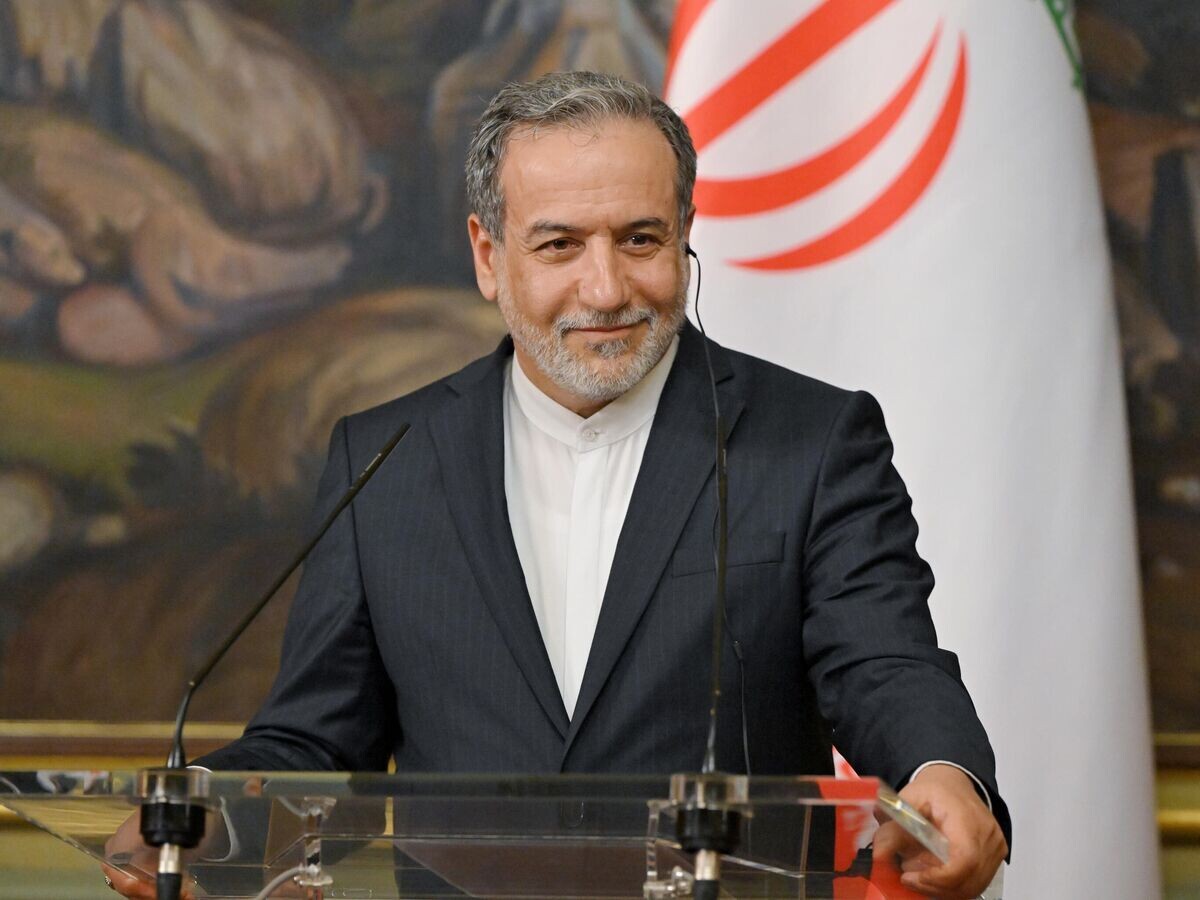    Министр иностранных дел Ирана Аббас Аракчи на пресс-конференции по итогам встречи с министром иностранных дел РФ Сергеем Лавровым© РИА Новости / Сергей Гунеев