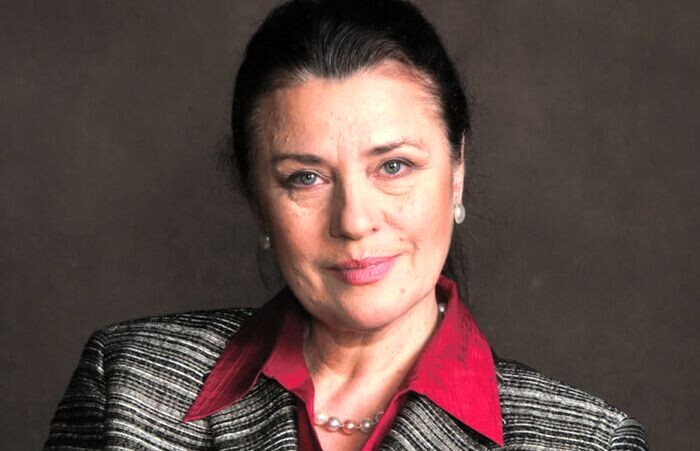 Валентина Толкунова исполнила песню Мигули, благодаря чему он стал известным