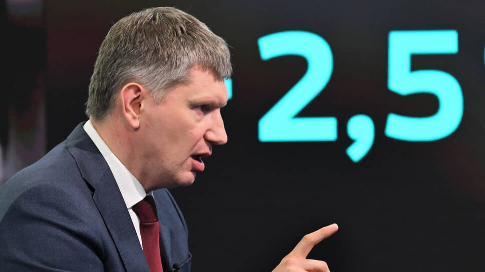 На пленарном заседании президент России Владимир Путин заявил, что слухи о смерти российской экономики преувеличены. Однако министр экономического развития Максим Решетников (на фото) предупредил, что страна находится на грани рецессии.📷Фото: Дмитрий Азаров / Коммерсантъ