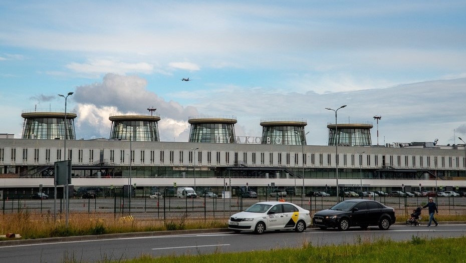    Аэропорт Пулково в Петербурге. Автор фото: Михаил Тихонов / "Деловой Петербург"