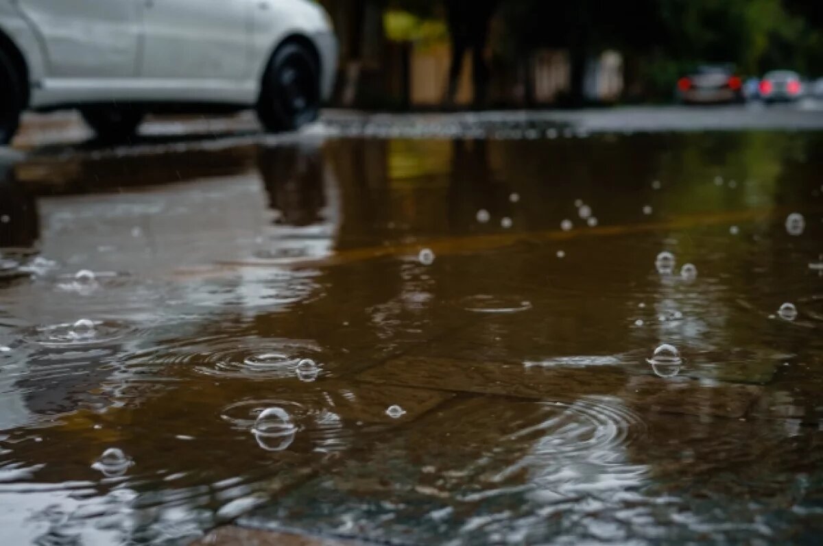    В Астраханской области ожидаются гроза, ливни и сильный ветер