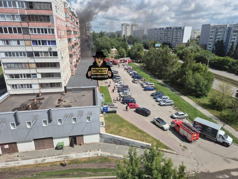    Пожар на улице Попова. Источник: "Инцидент Барнаул"