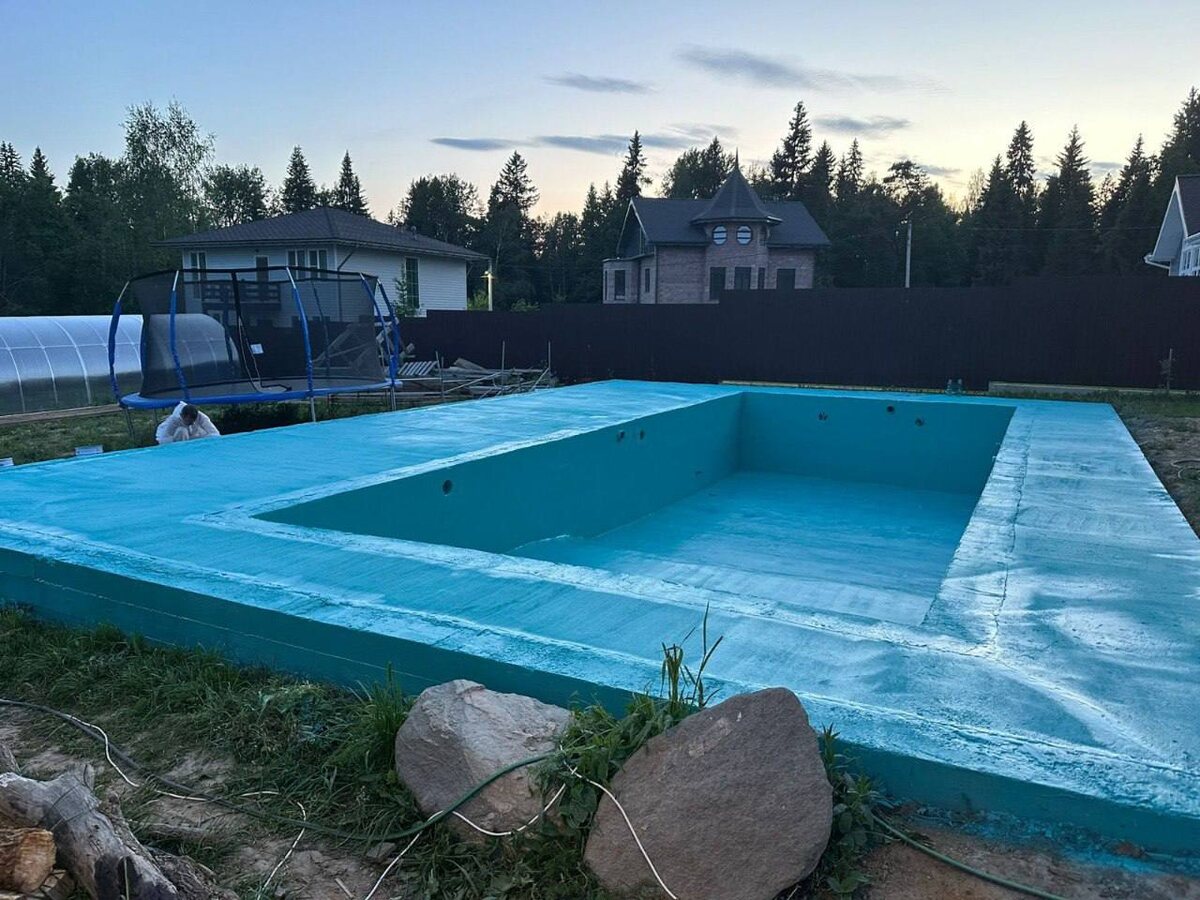 Обработка бассейна гидроизоляционной смесью