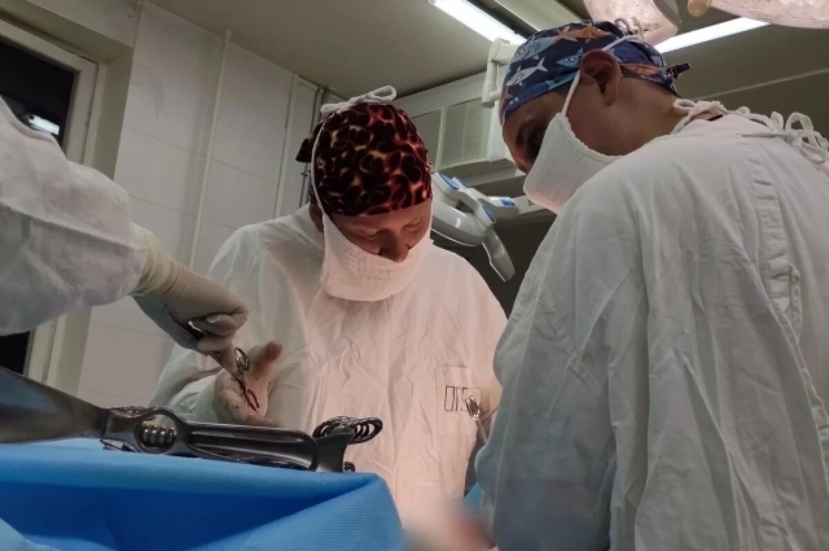    В Ижевске прооперировали 83-летнего мужчину с тяжёлой онкологией