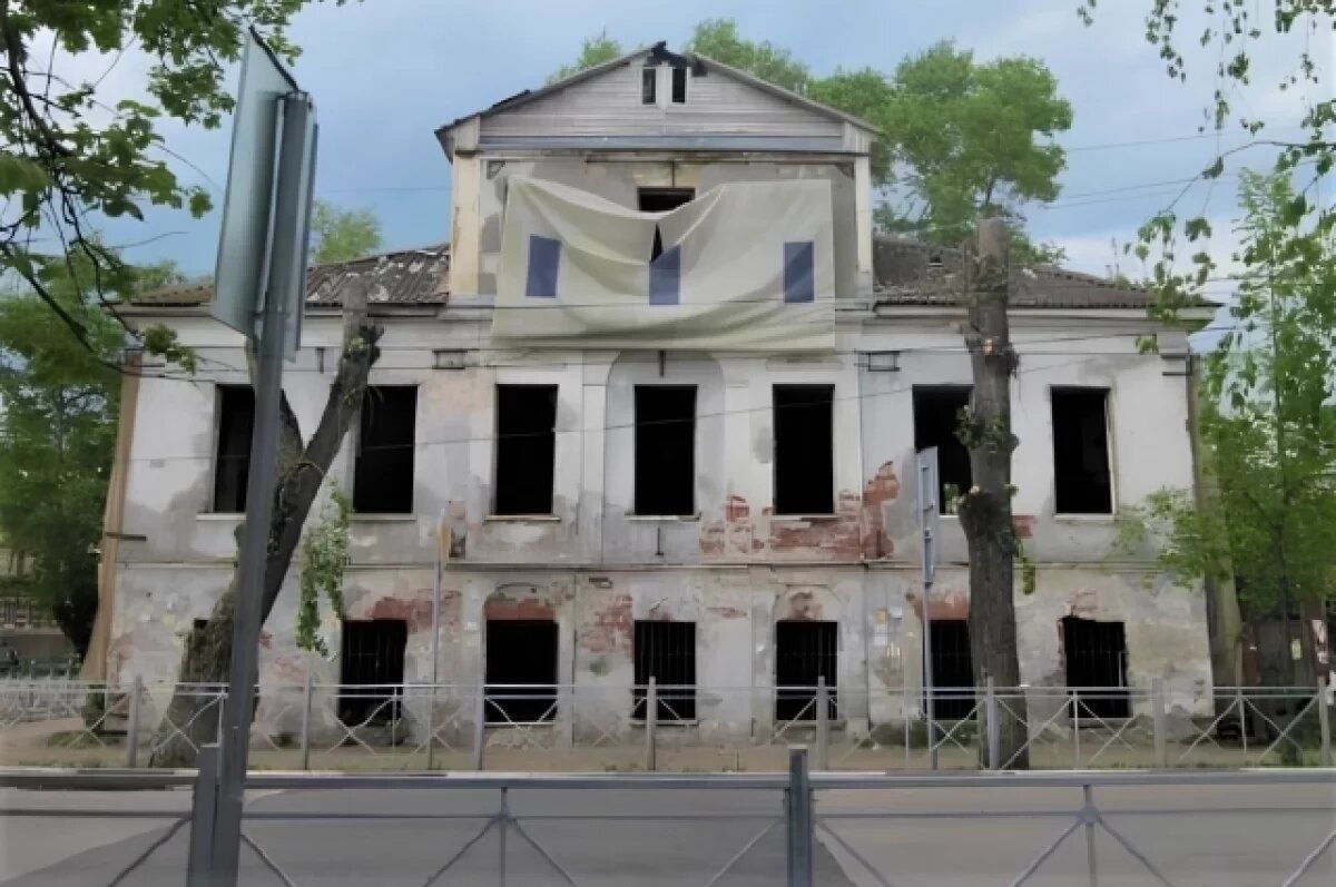    В Ростове Великом продают здание бывшей санэпидемстанции