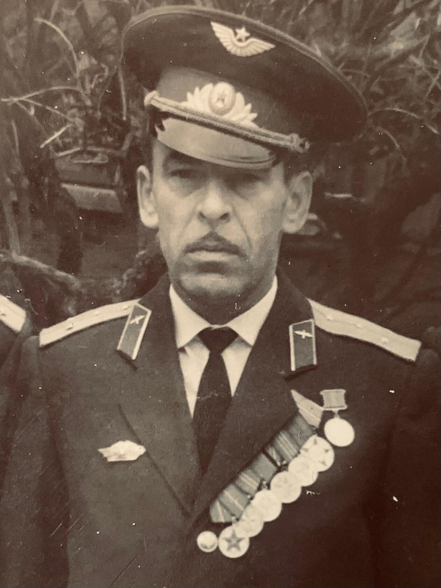 На фотографии Виктор Гузэ. Снимок сделан после 1970-го года и любезно предоставлен его сыном Виталием Гузэ.