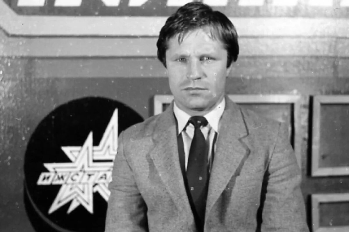    Ушёл из жизни бывший тренер «Ижстали» Валерий Иванов