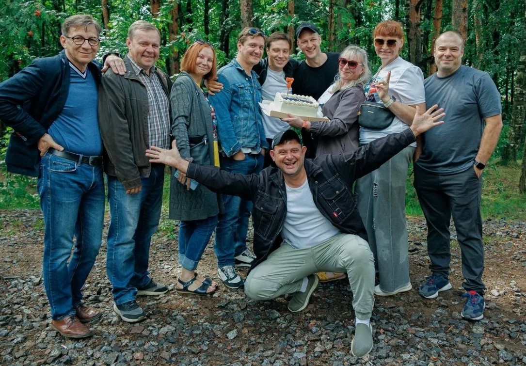 "Великолепная пятерка". Кадр со съемок 7 сезона. Фотография взята из свободных источников на просторах интернета