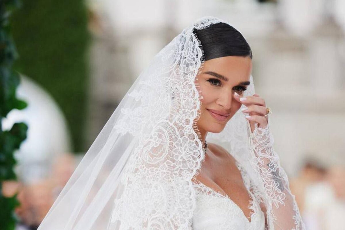    Ксения Бородина Социальные сети