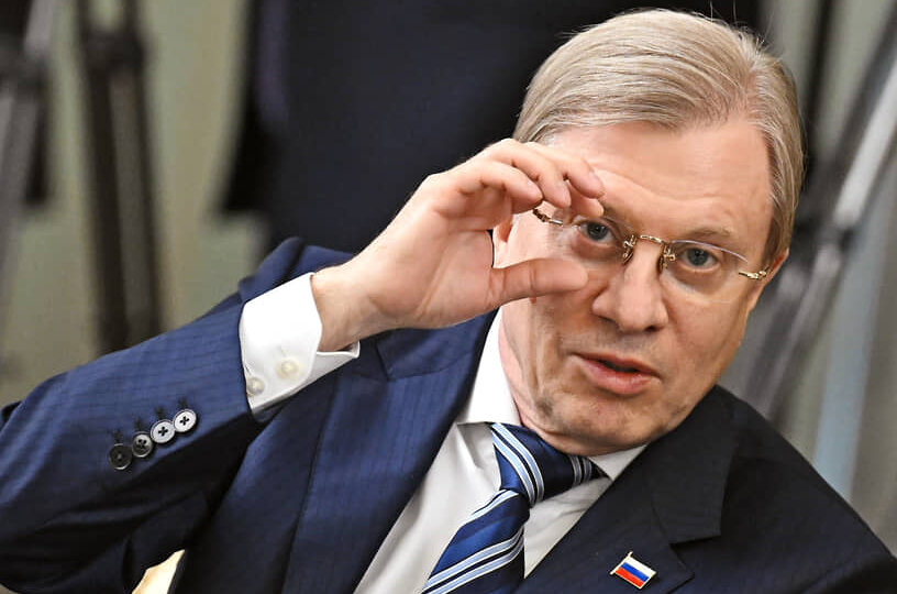 Савельев и Мантуров опять мечтают о покупке боингов и эйрбасов