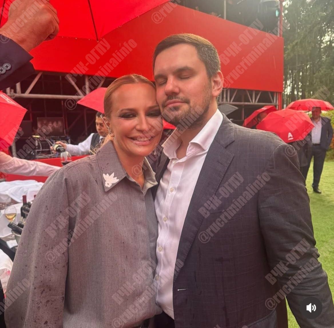 Любофь, да под икорку!