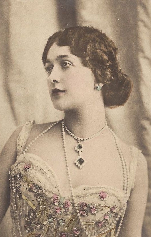 Лина Кавальери. Подборка фотографий.