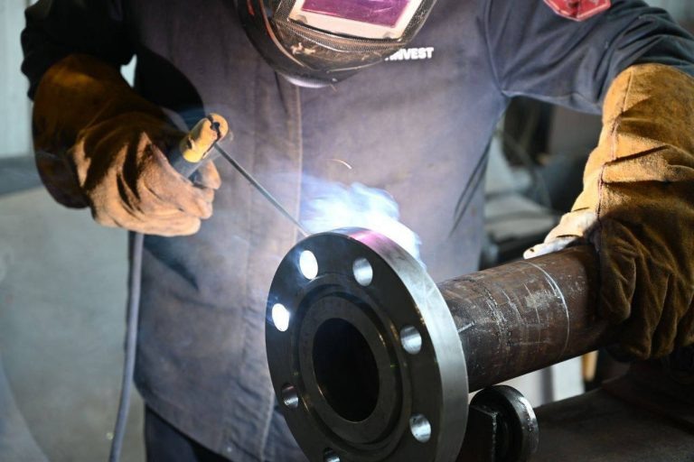    Оренбуржью выделили 77,6 млн рублей на развитие промышленности Оренбуржье