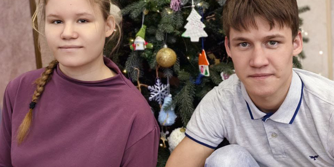 "Алена просила Бога послать ей и брату хорошую семью"