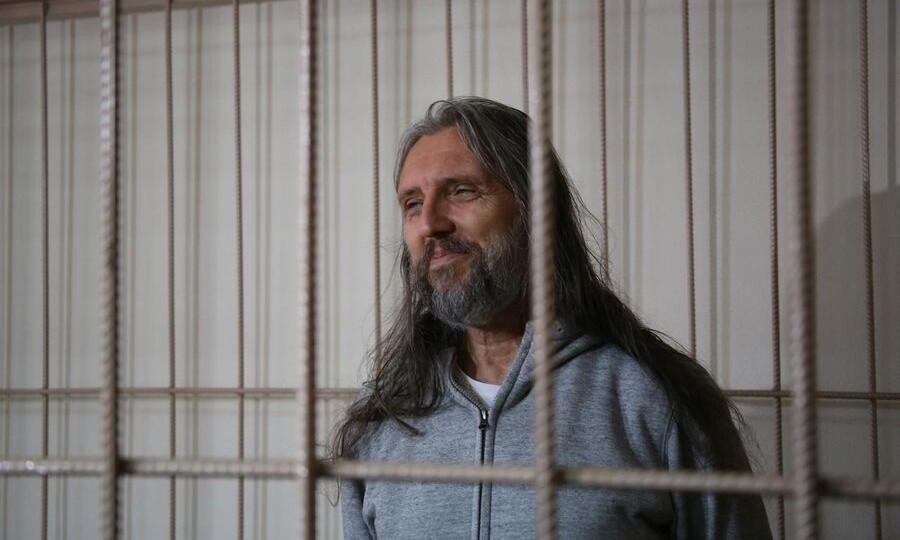 В Новосибирске прокуратура запросила длительные сроки для руководителей секты «Виссариона»