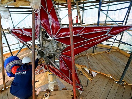 Замена стекла на звезде московского кремля. Стекло, «Красный Май»