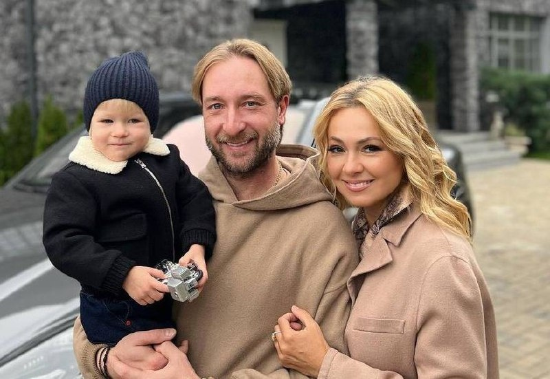 До хирургического вмешательства, Евгений выглядел куда лучше. Фото: womanhit.ru
