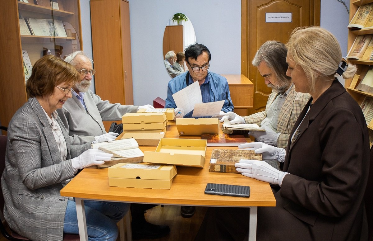    Редкие издания Карамзина в Липецке признаны книжными памятниками Липецкая областная универсальная научная библиотека