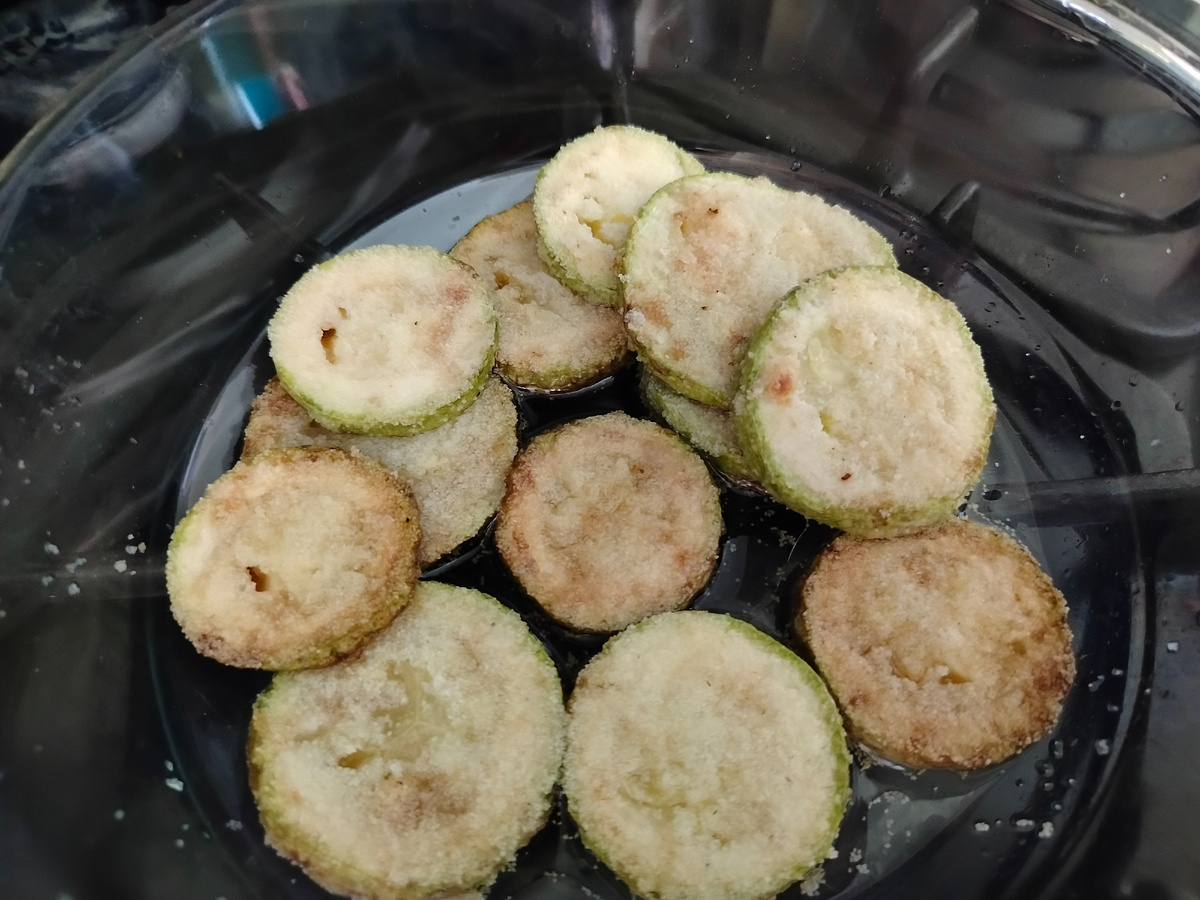 Кабачки жареные