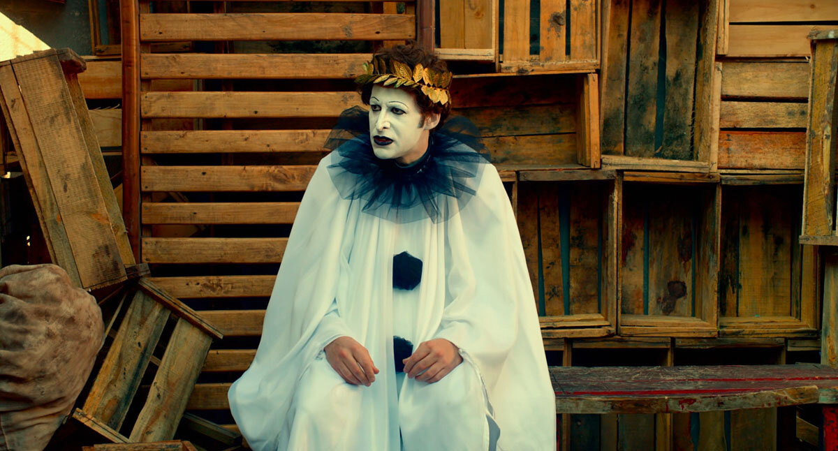 Кадр фильма "Бесконечная поэзия"