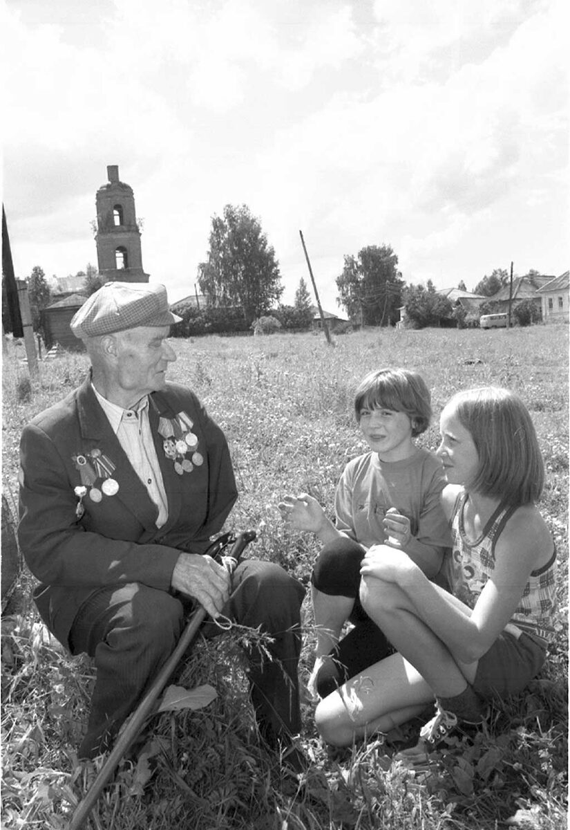 Связь поколений. Прекрасное фото Валерия КузЬминых.