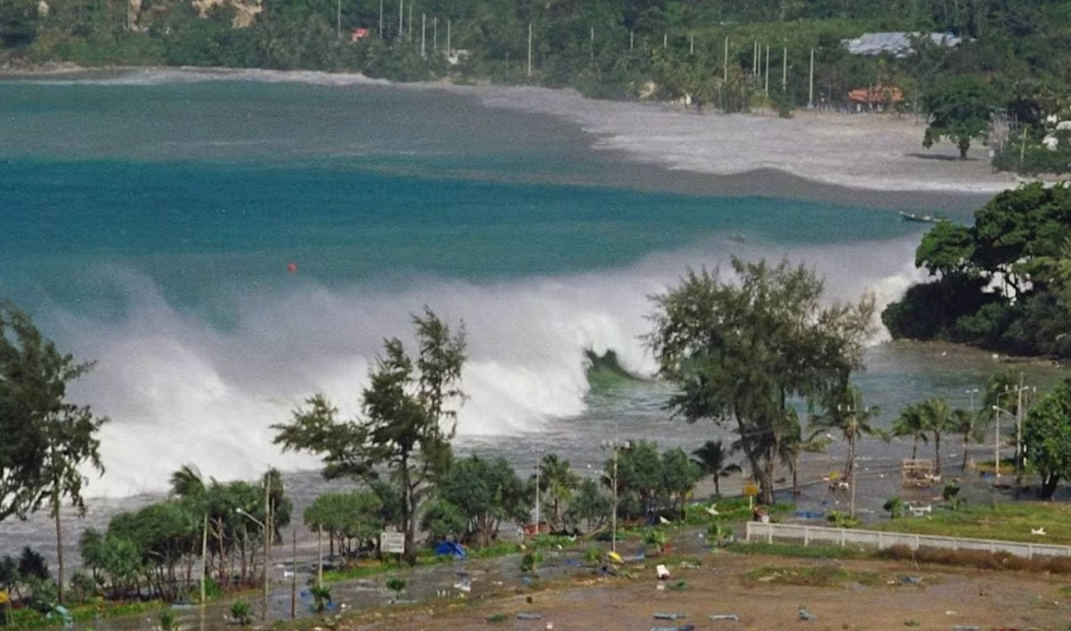 Цунами в Пхукете (Тайланд) 2004 г.