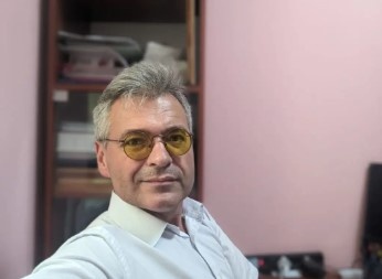 Власов Денис Сергеевич с 2003 года успешно занимается юридической практикой, предоставляя надежную поддержку и защиту интересов своих клиентов.