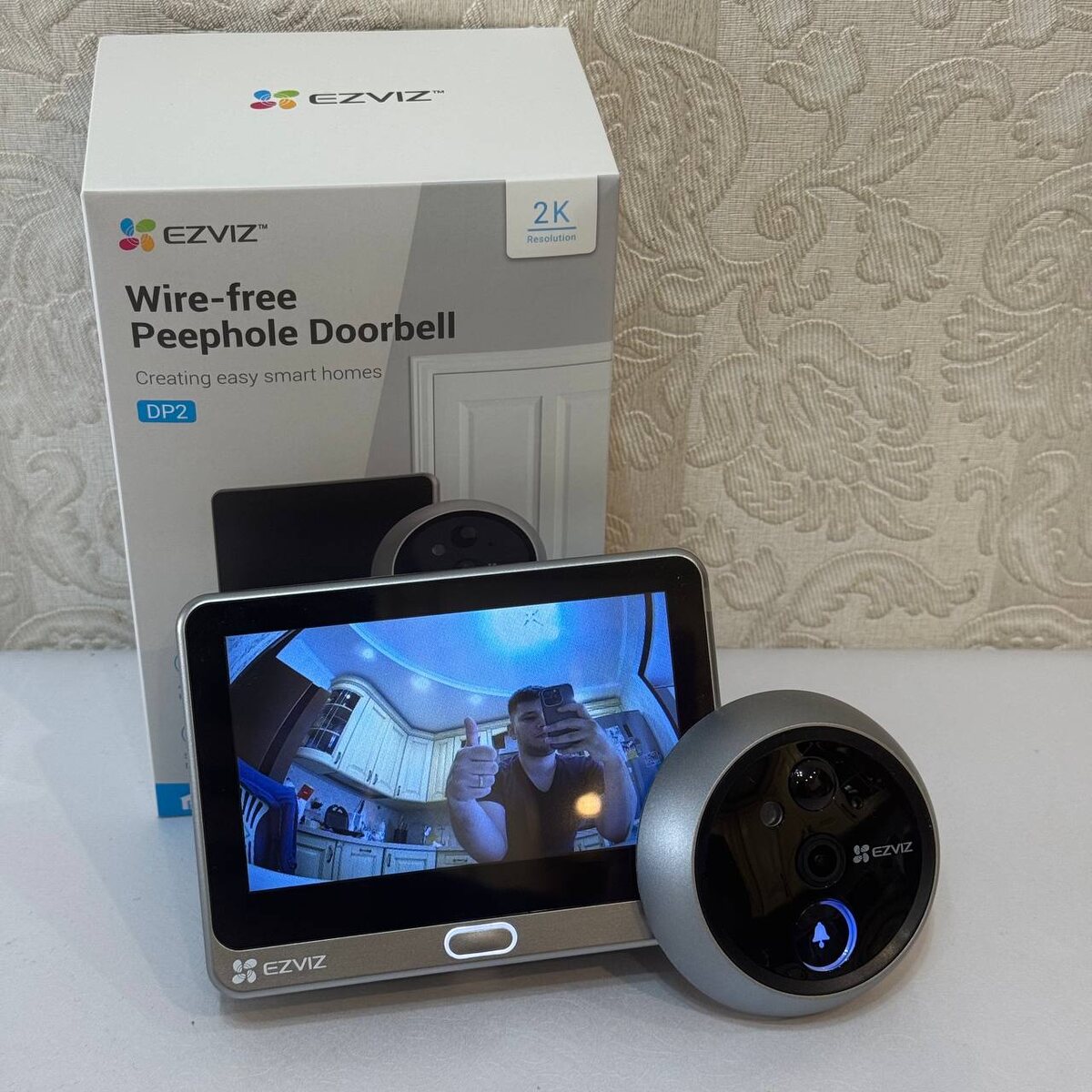 Глазок-звонок с WiFi Ezviz DP2