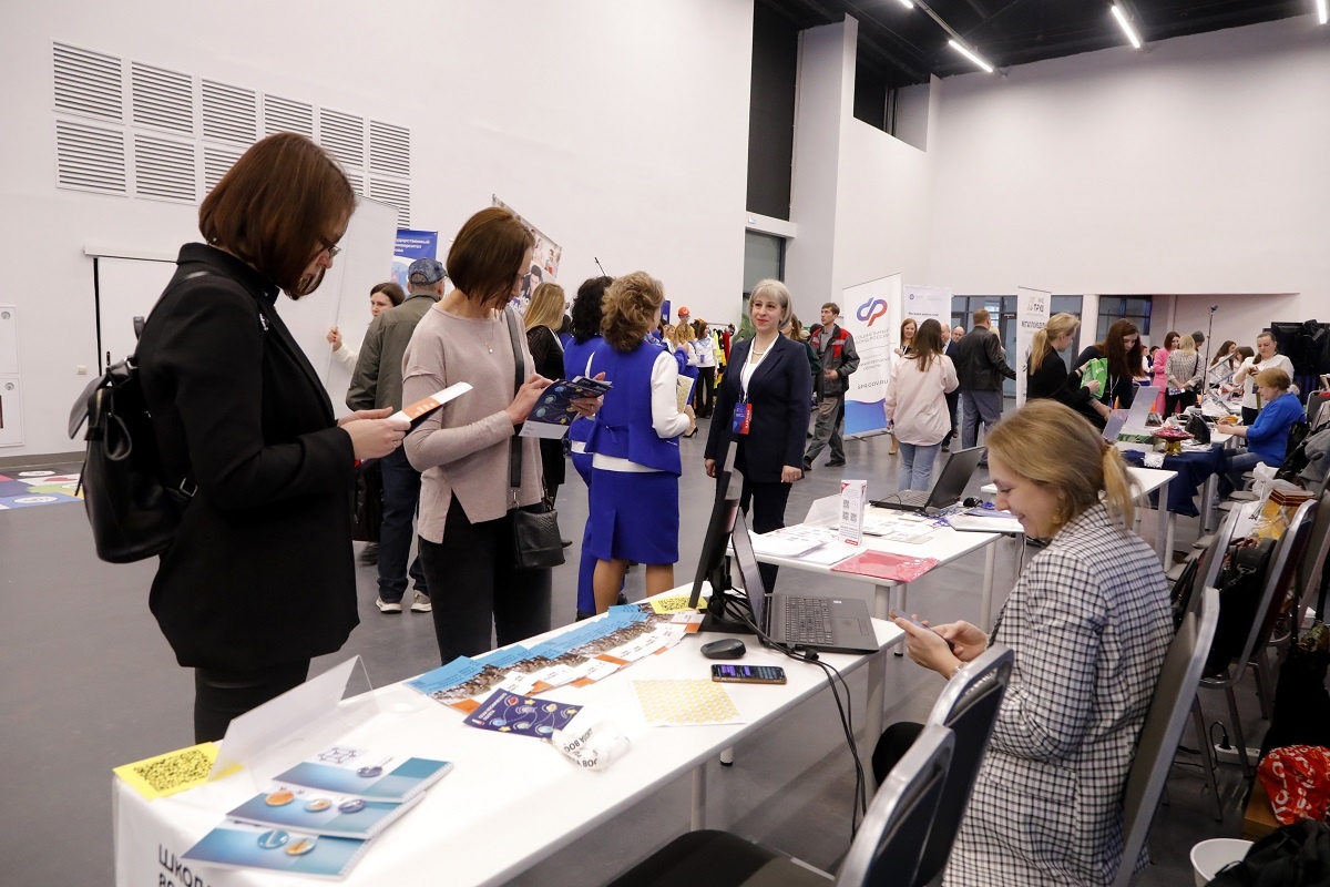    Эксперты отмечают снижение кадрового голода