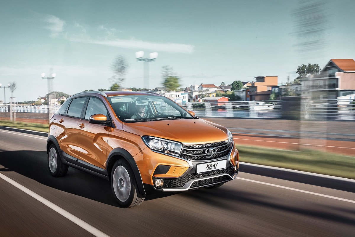    Lada Xray Cross