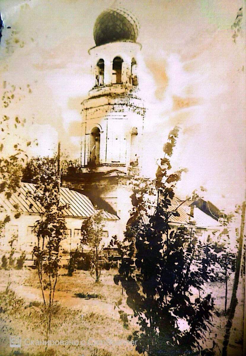 Колокольня храма Архангела Михаила с. Нелазское