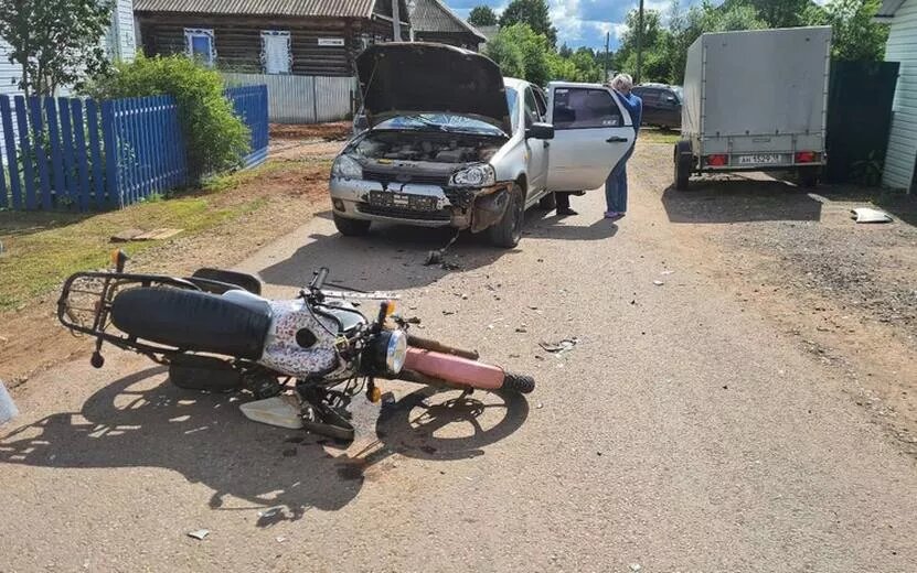    Подросток на мопеде пострадал в столкновении с «Калиной» в Удмуртии