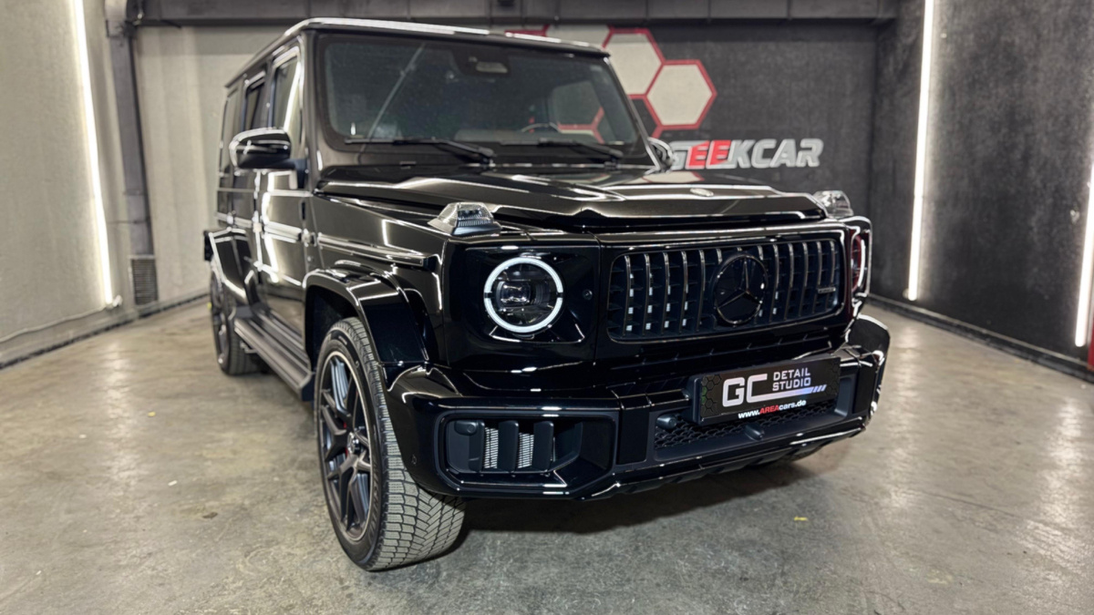 Оклейка Гелендвагена в прозрачную бронепленку толщиной 210 микрон