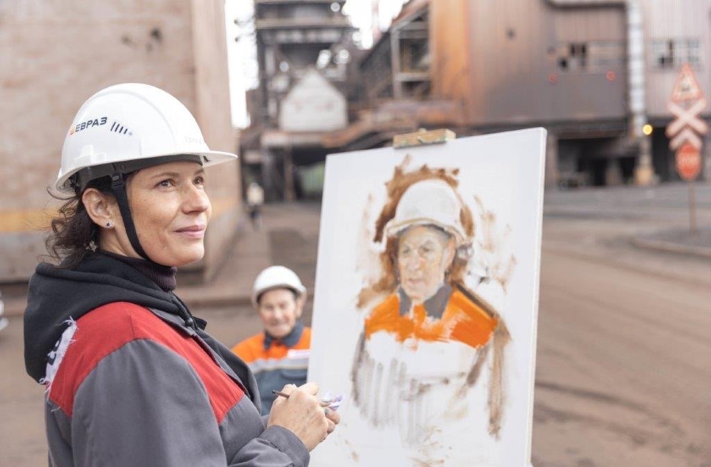    Героев рисовали с натуры на рабочем месте