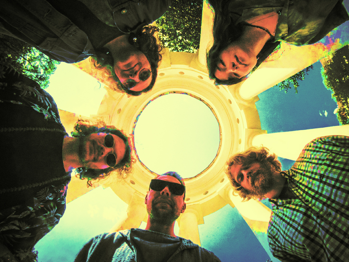 Tremakasi: Глеб Иванов, Глеб Логвиненко, Майя Петрова, Макс Плотников, Гриша Петренко