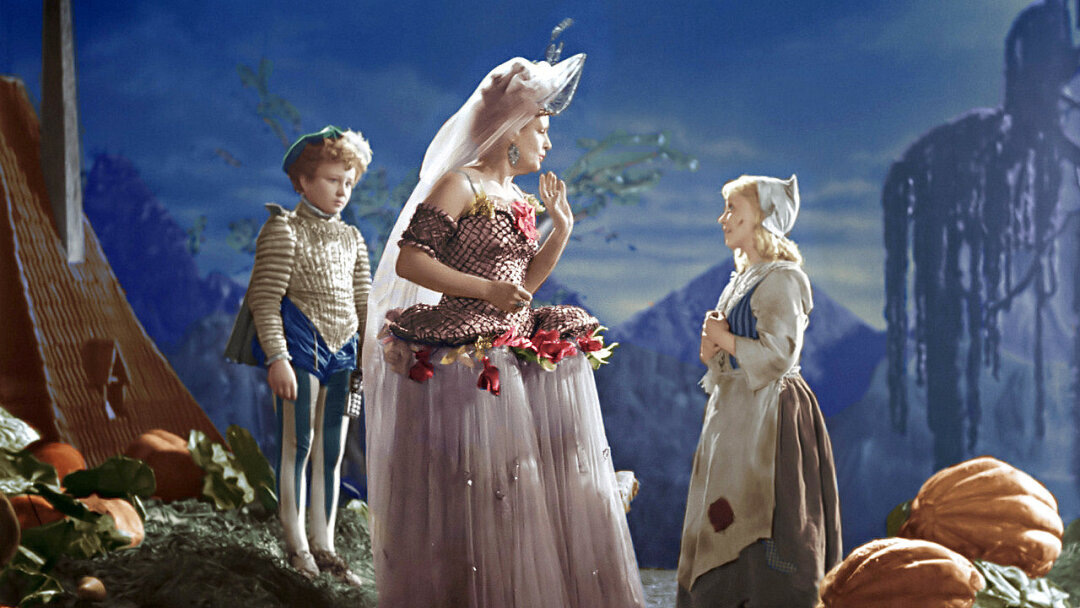    "Золушка", 1947 Фото: Ленфильм