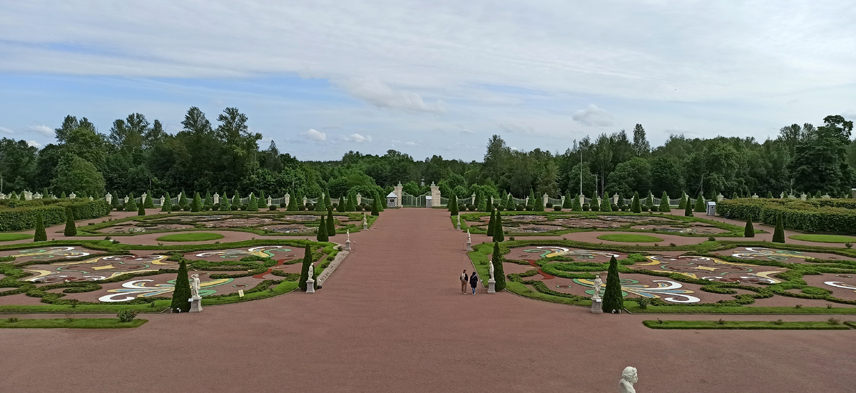Большой Меншиковский дворец. Арх. Д.М. Фонтона. Построен в начале 18 века