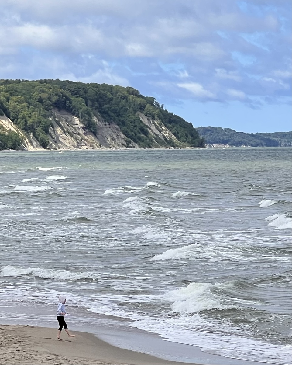 На Балтике шторм — это способ природы сказать: «Сегодня у тебя выходной от реальности»