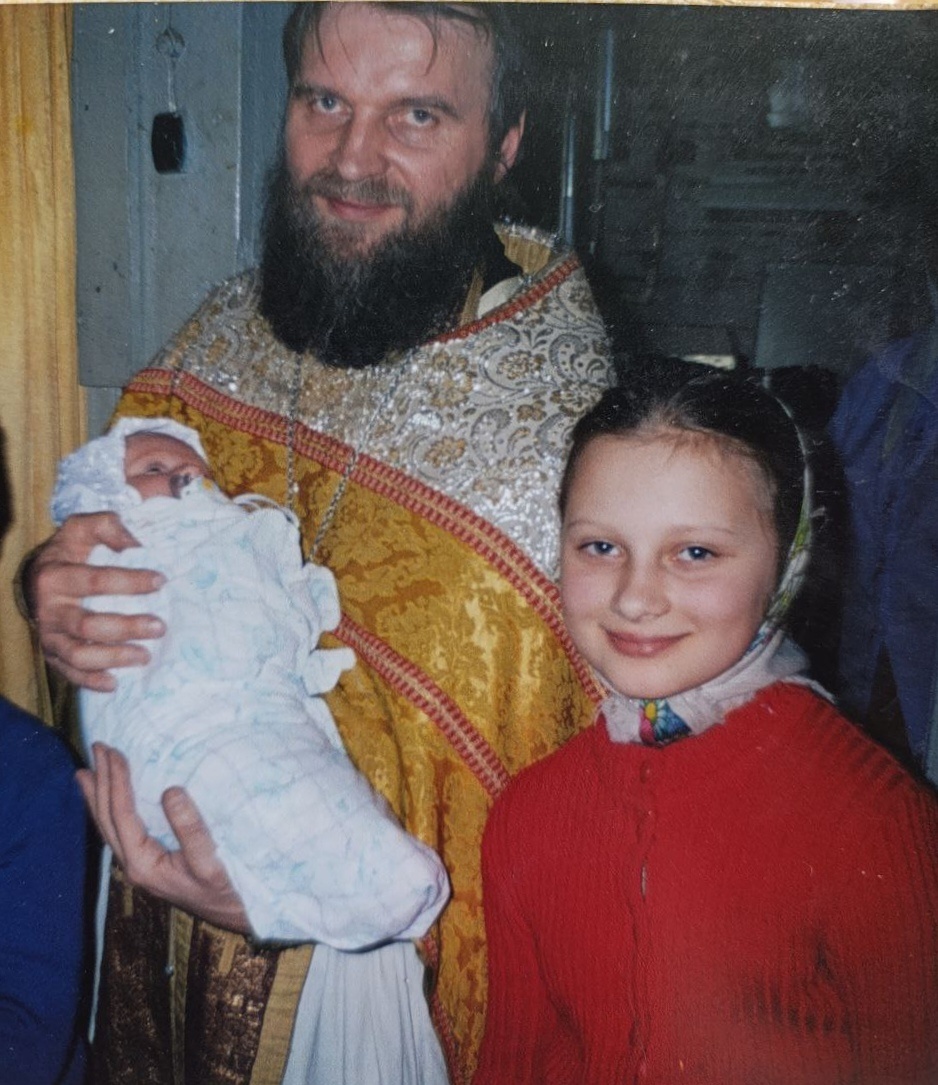 После крестин, 2006 год, Маруся крёстная новорожденного Сёмы