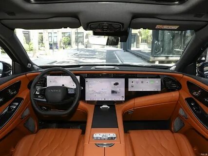 Трехрядный салон VX 