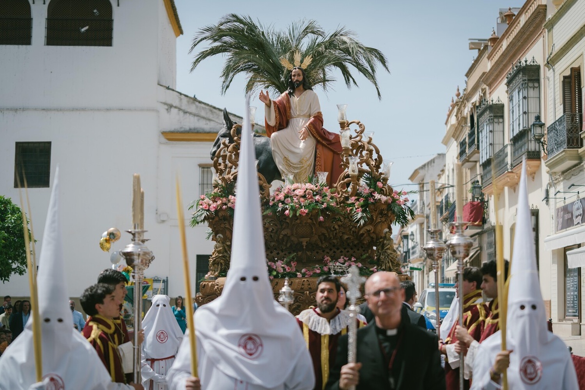 Кадр из сериала "Когда нас никто не видит" (реж. Энрике Урбису, 2025 г.)