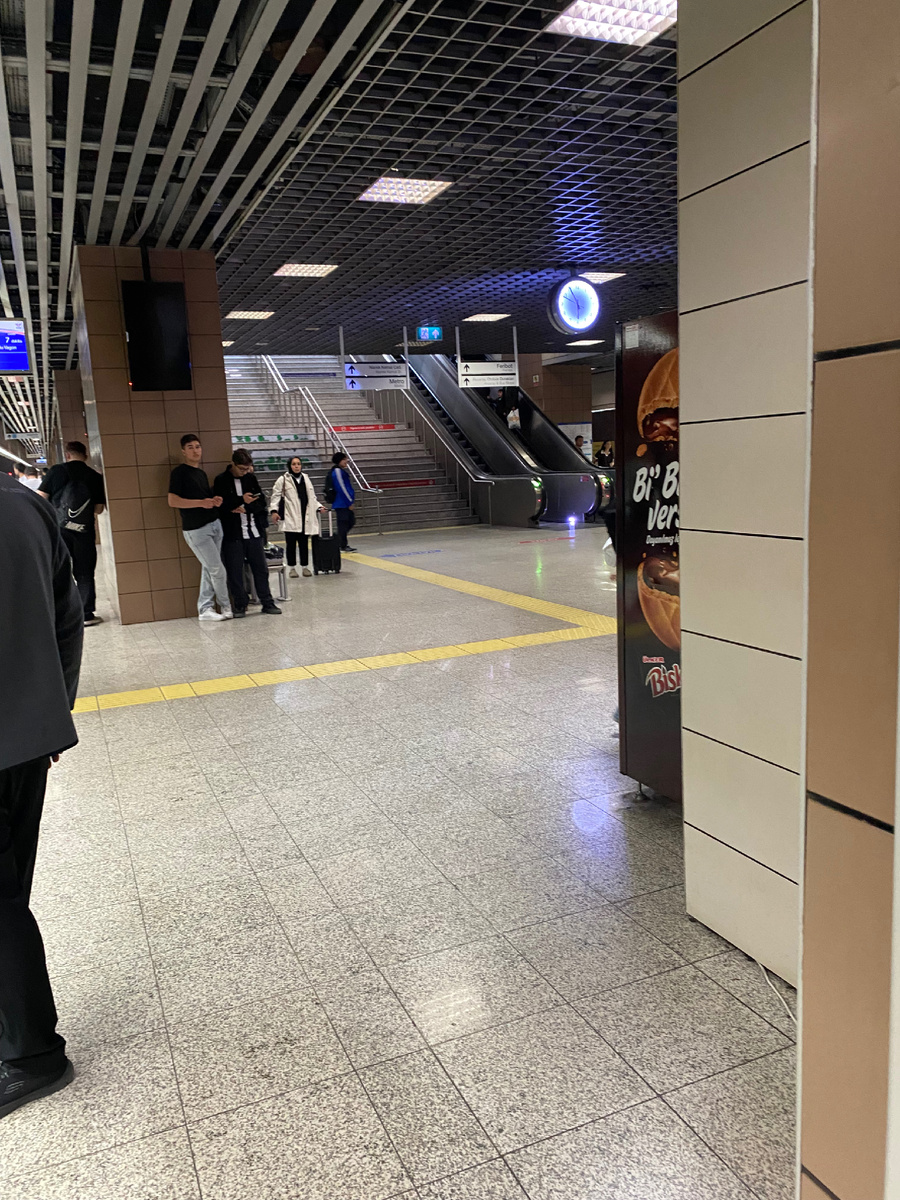 Метро в Стамбуле. Фото из личного архива 