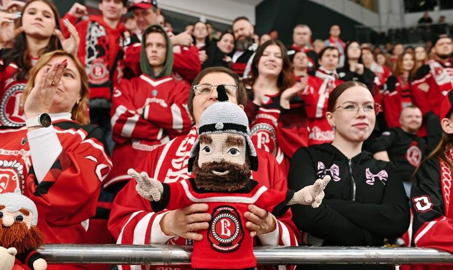    Болельщики «Витязя» больше ни на что не надеются. Фото: ХК «Витязь»