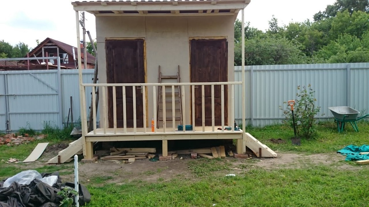 Каркас санузла построен! Фото 2015 года.