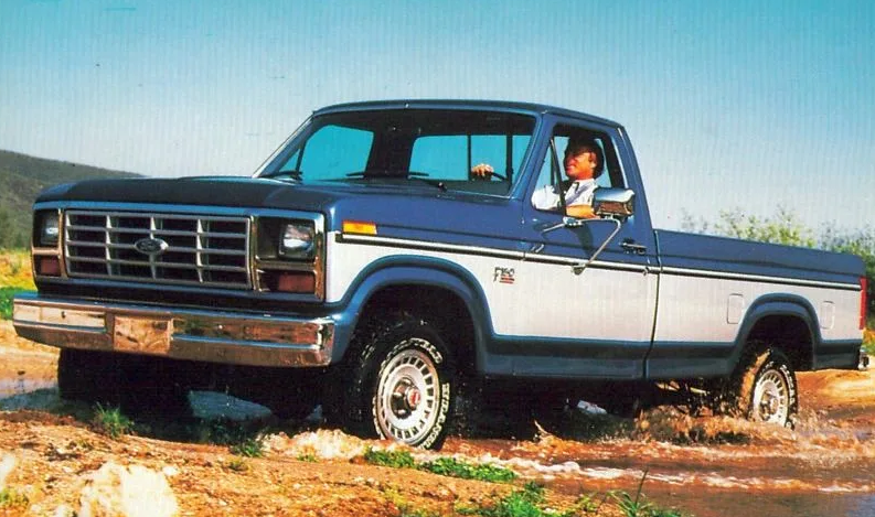 Он не был модным. Он был необходимым.