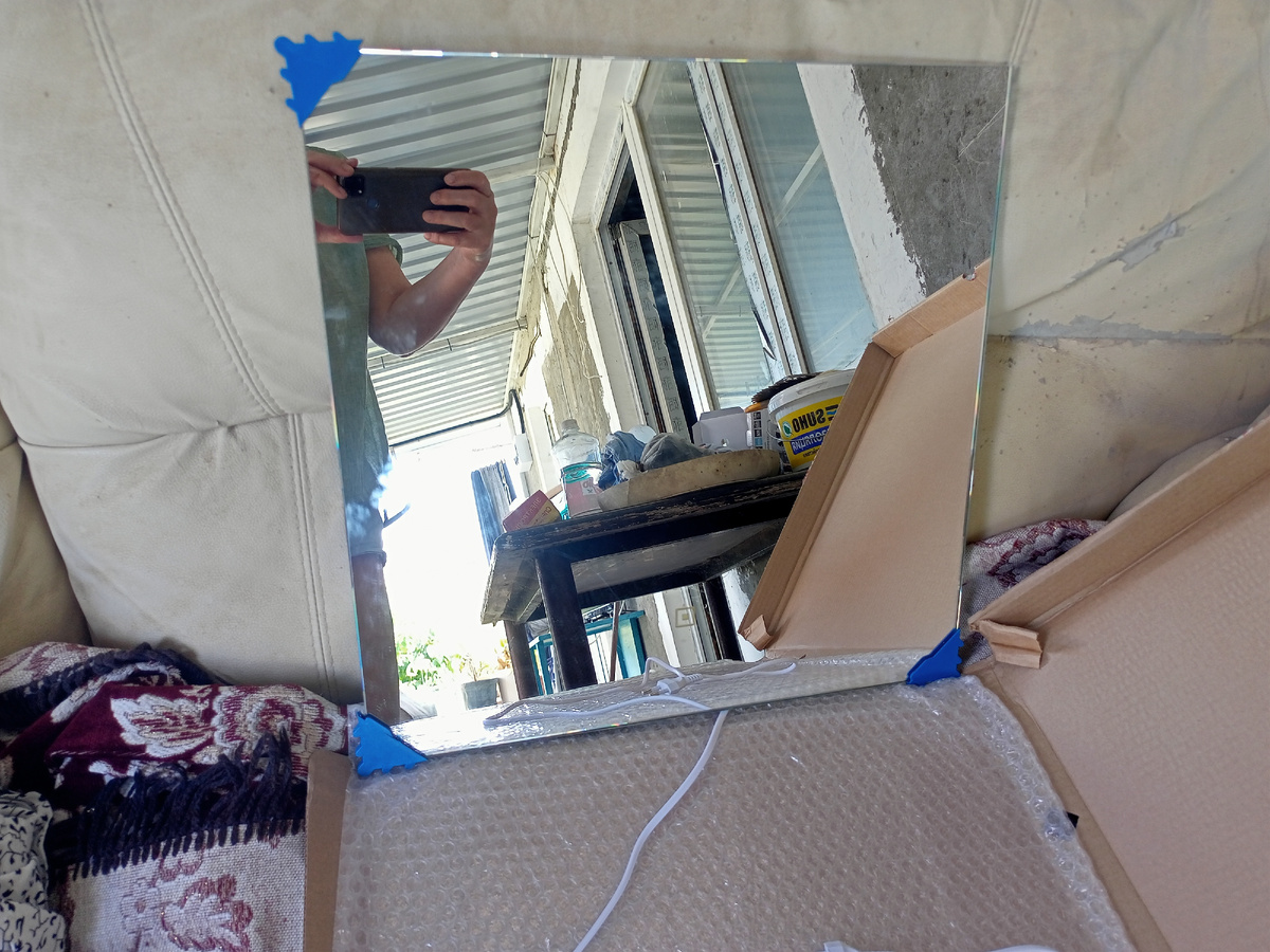 Зеркало для ванной комнаты