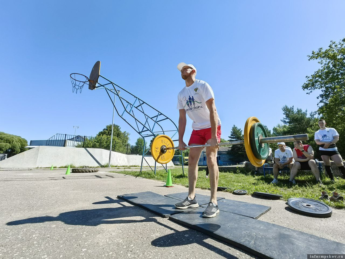 Всероссийский марафон «Земля спорта» в Великих Луках. 2024 год. Фото: организаторы