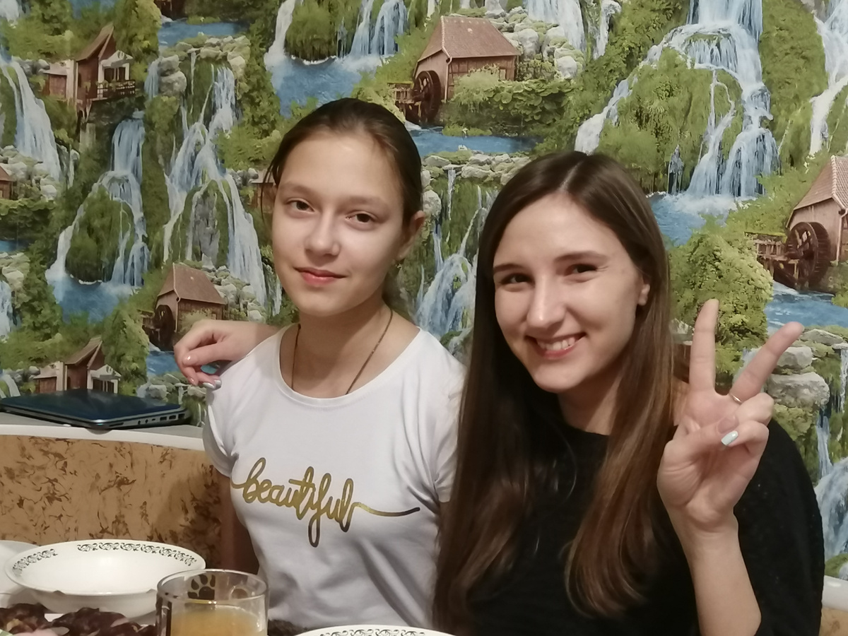 Жанна с моей сестрой