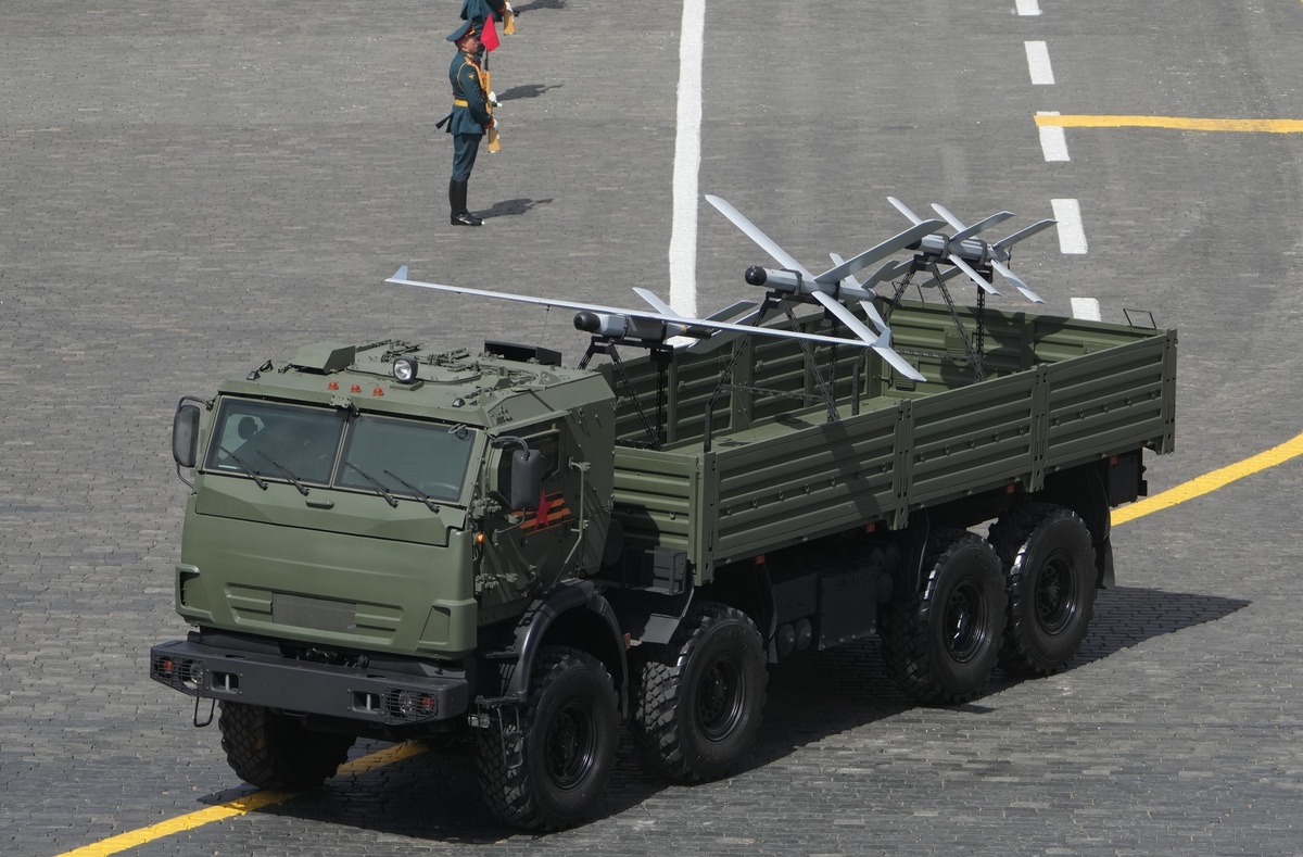     БПЛА «Ланцет» в кузове КАМАЗа на Красной площади в Москве на военном параде, посвящённом 80-летию победы в Великой Отечественной войне / РИА Новости / Александр Вильф