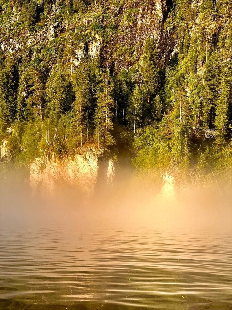    Туманы Золотого озера. Источник: Роман Воробьев и Татьяна Клименко
